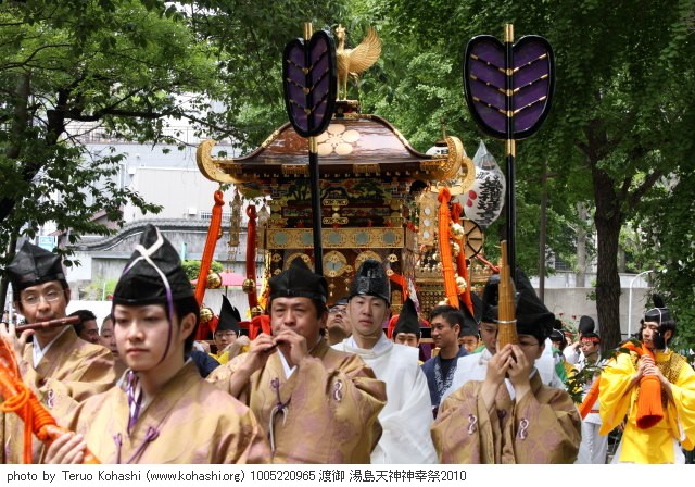 夏祭り 1005220965 渡御 湯島天神神幸祭2010 thumbnail