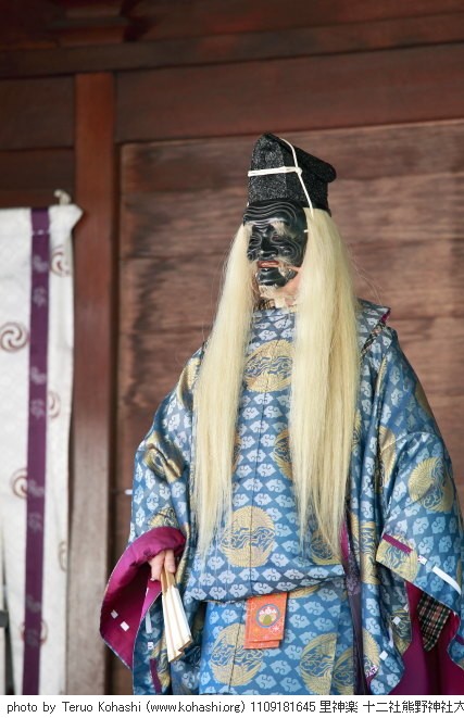 十二社熊野神社大祭 2011年9月17日・18日開催 1109181645 里神楽 十二社熊野神社大祭 thumbnail