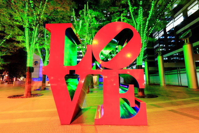 イルミネーション 131118MP2708 新宿アイランドタワー LOVE イルミネーション 新宿区西新宿 thumbnail