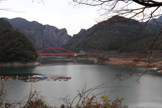 12月の見頃見所 2013 1312236562 日向神ダム(ひゅうがみダム) ハート岩 福岡県八女市 thumbnail